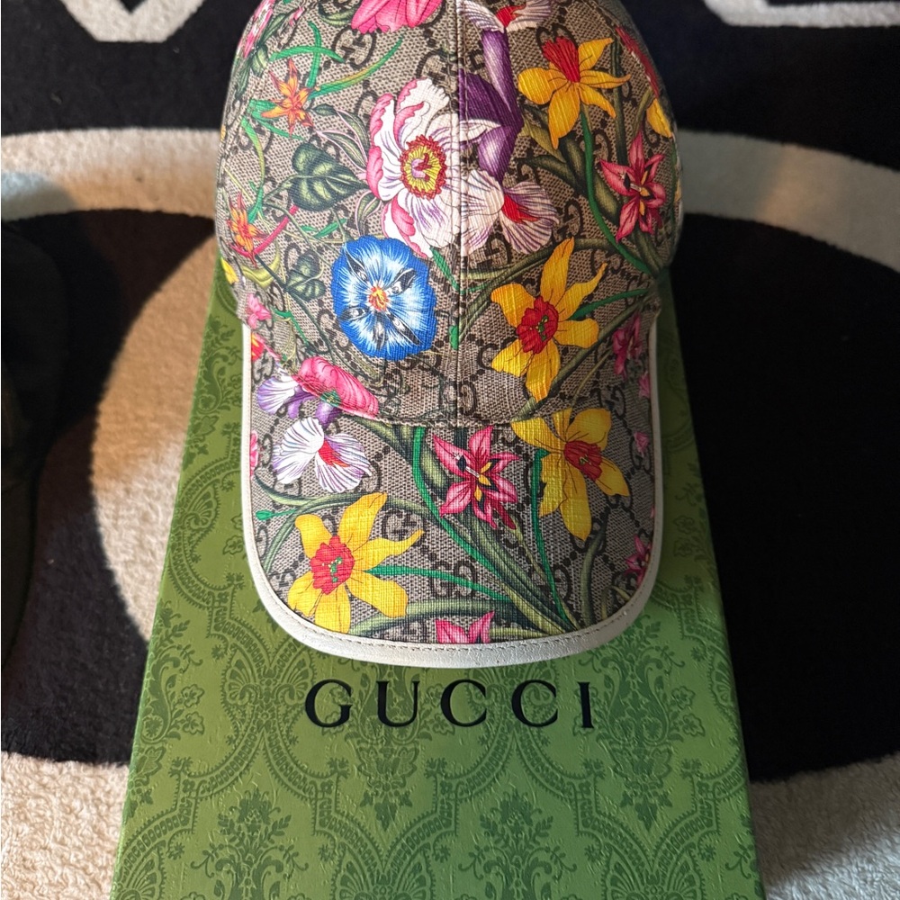 Gucci Multicolor Floral Cap